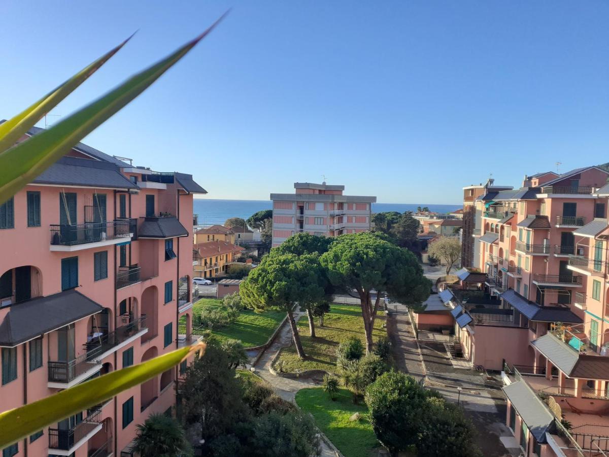 Andora Fronte Mare Lejlighed Eksteriør billede